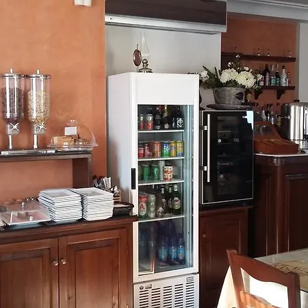 Anemoessa Aparthotel Oia (Santorini)
